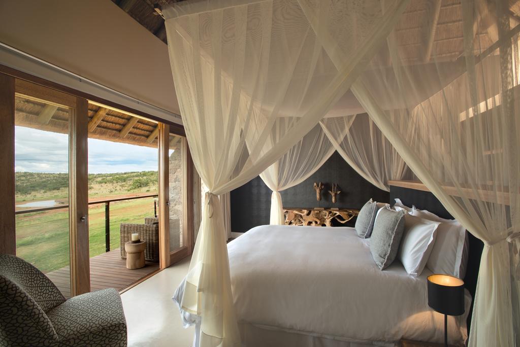 Mhondoro Safari Lodge & Villa Welgevonden Game Reserve Bagian luar foto