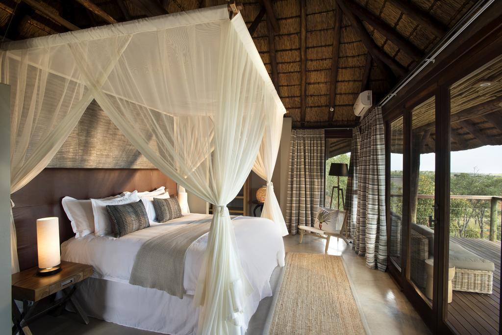 Mhondoro Safari Lodge & Villa Welgevonden Game Reserve Bagian luar foto