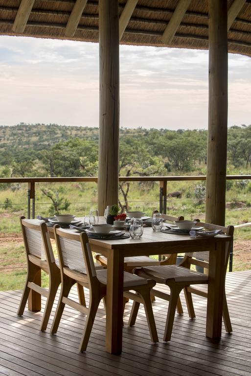 Mhondoro Safari Lodge & Villa Welgevonden Game Reserve Bagian luar foto