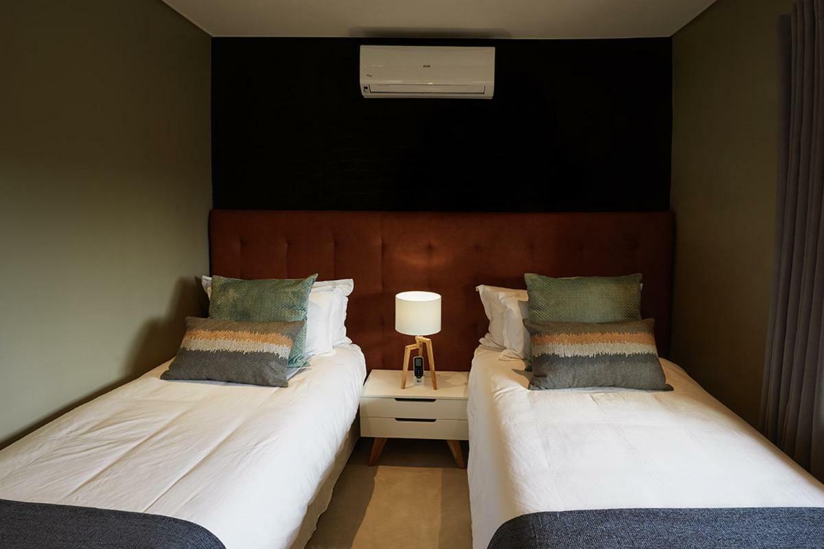 Mhondoro Safari Lodge & Villa Welgevonden Game Reserve Bagian luar foto